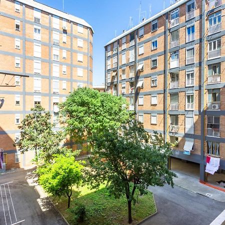 Portside Aparthotel Рим Экстерьер фото