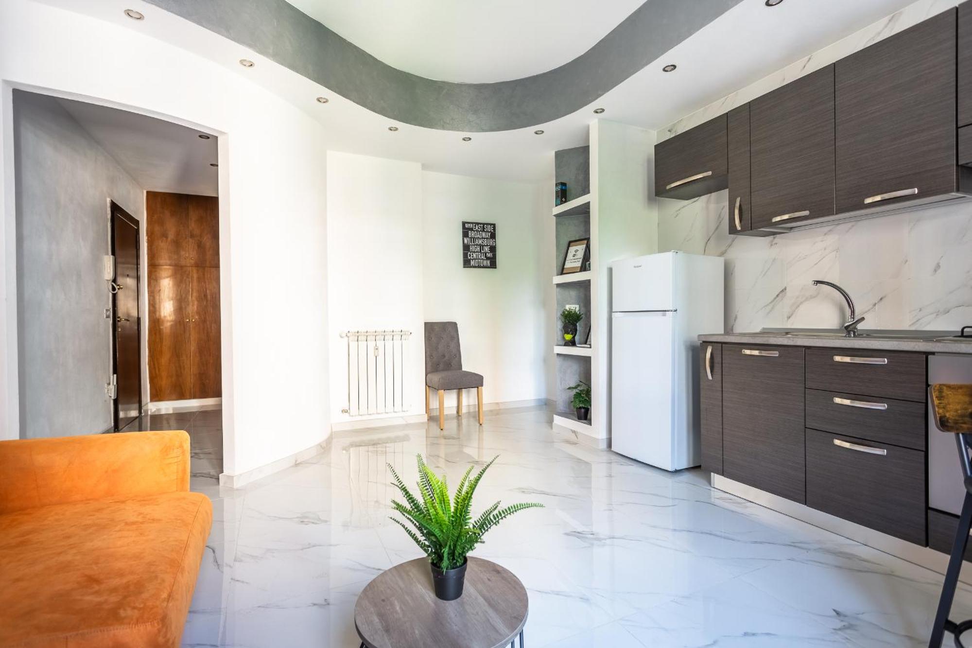 Portside Aparthotel Рим Экстерьер фото