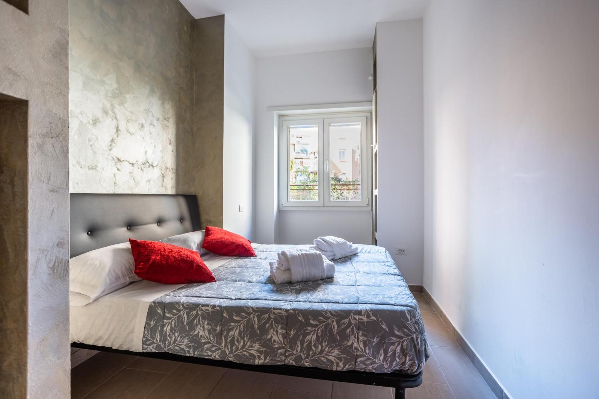 Portside Aparthotel Рим Экстерьер фото