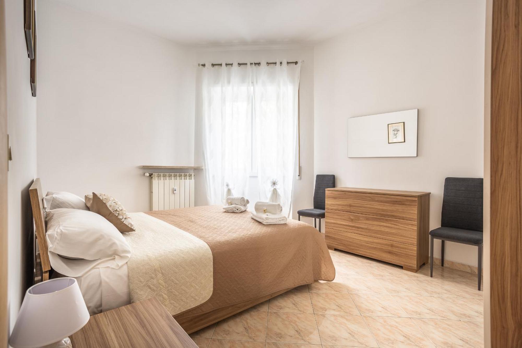 Portside Aparthotel Рим Экстерьер фото