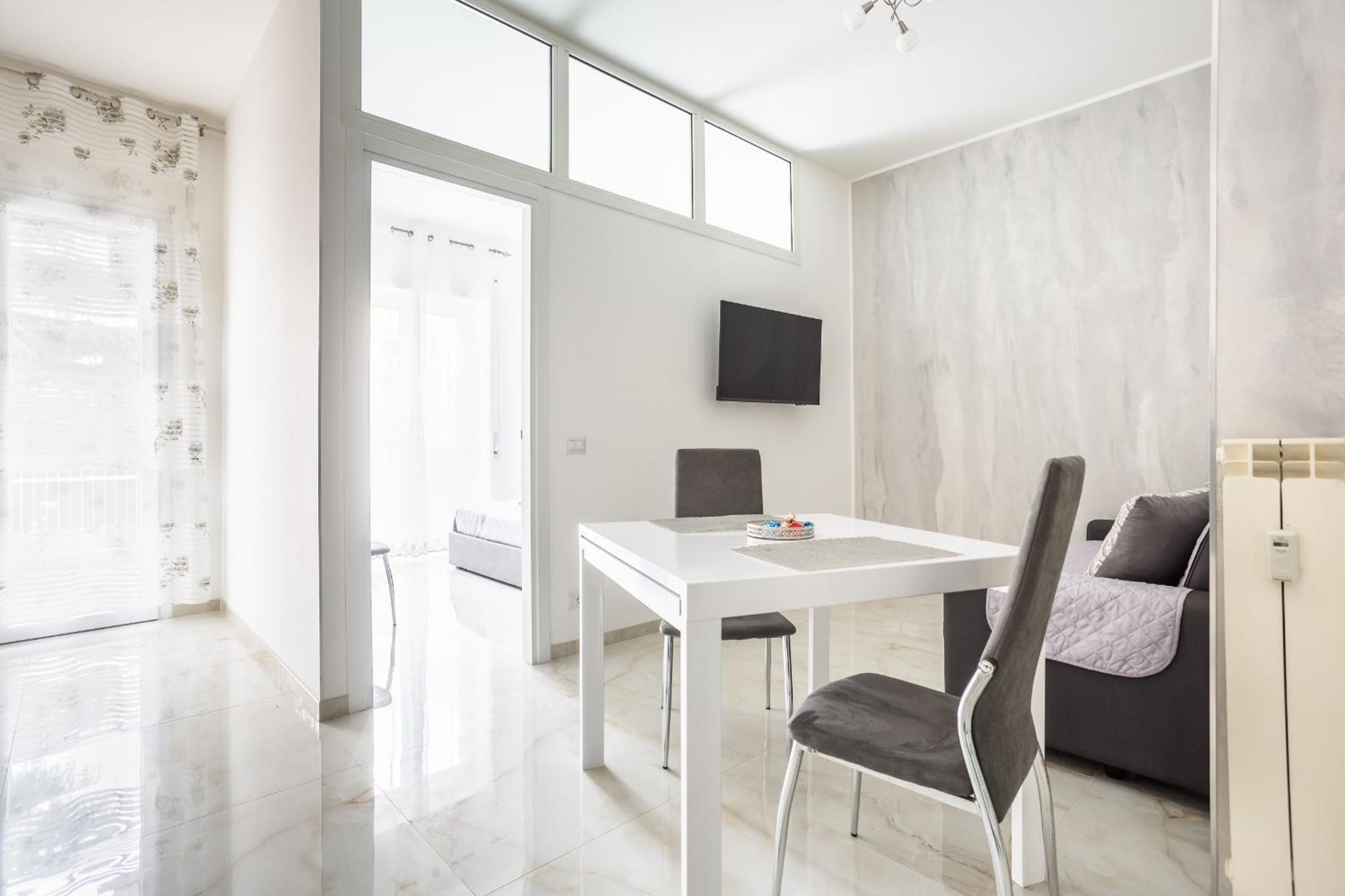 Portside Aparthotel Рим Экстерьер фото